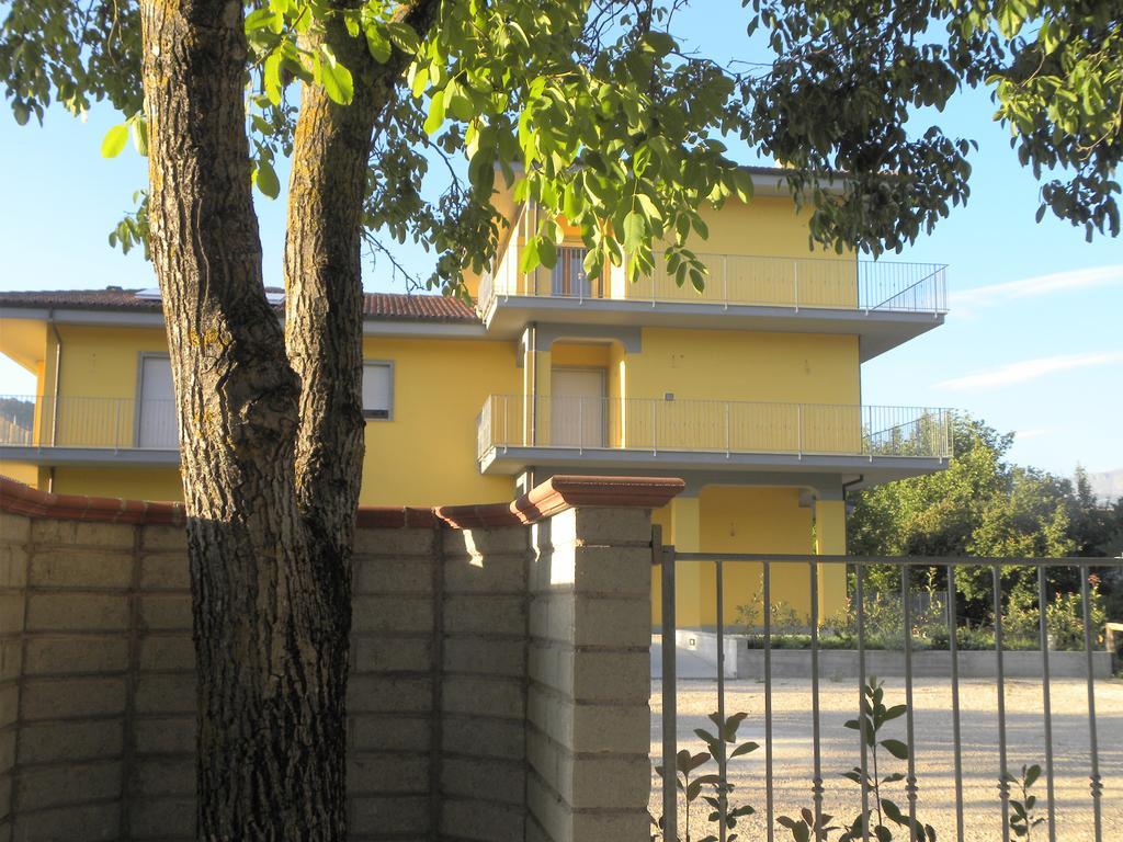 Il Boscaiolo Affittacamere Preturo Exteriör bild